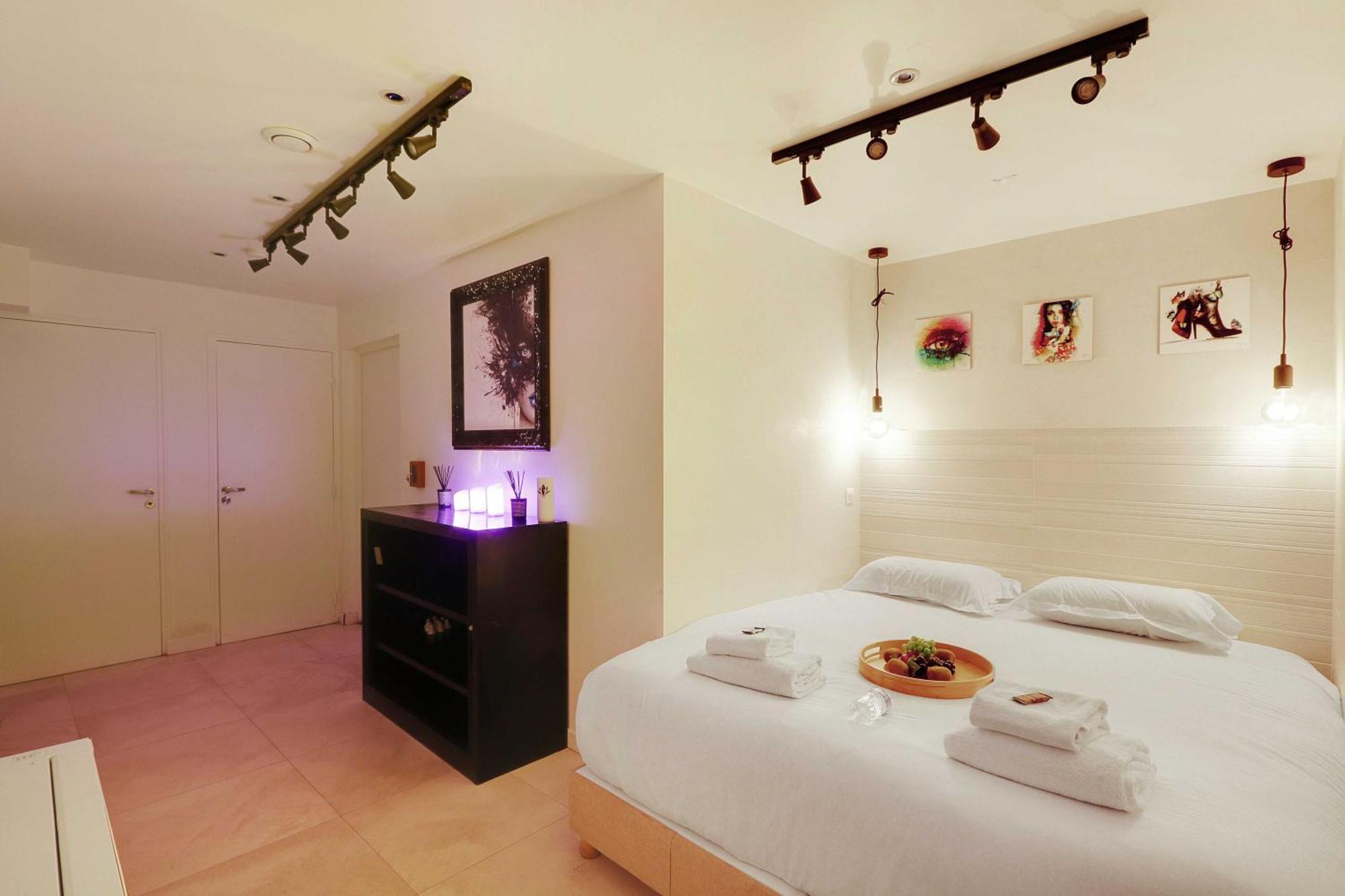 Intimate Apartment With Air Conditioner & Jacuzzi 2Br 6P Montmartre Paříž Exteriér fotografie