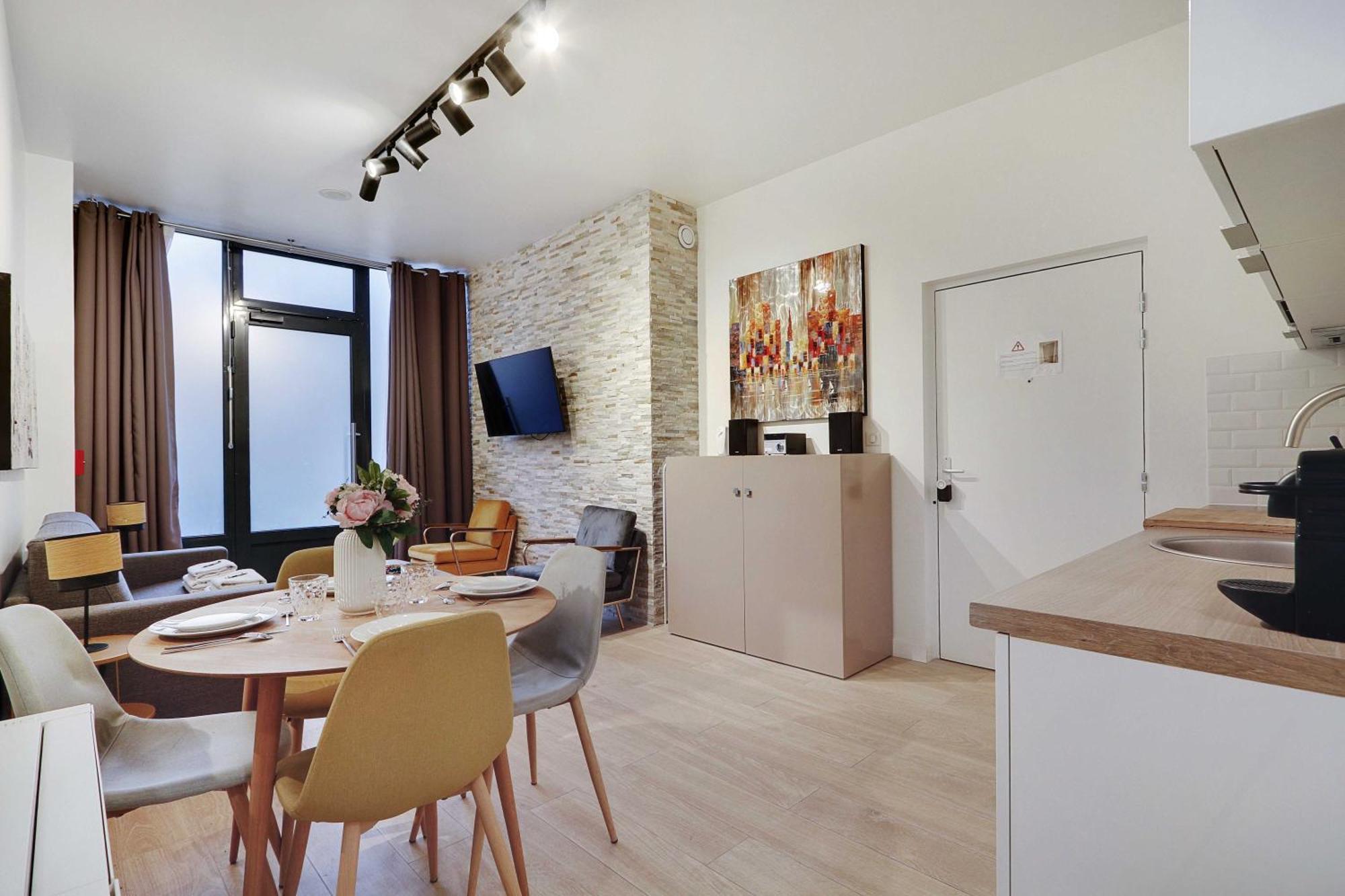 Intimate Apartment With Air Conditioner & Jacuzzi 2Br 6P Montmartre Paříž Exteriér fotografie